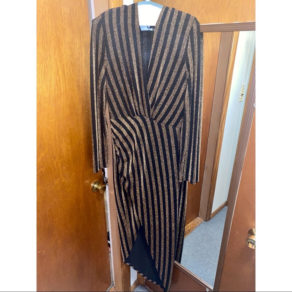 K Too long Sleeve Black and Gold Shimmer Dress